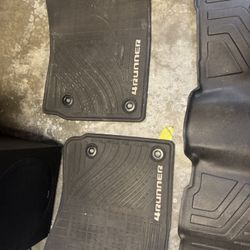 Toyota 4runner Floor Mat