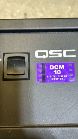 QSC DCM 10 Movie Theater speaker controller