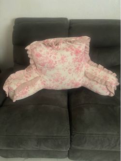 Decorative pillows