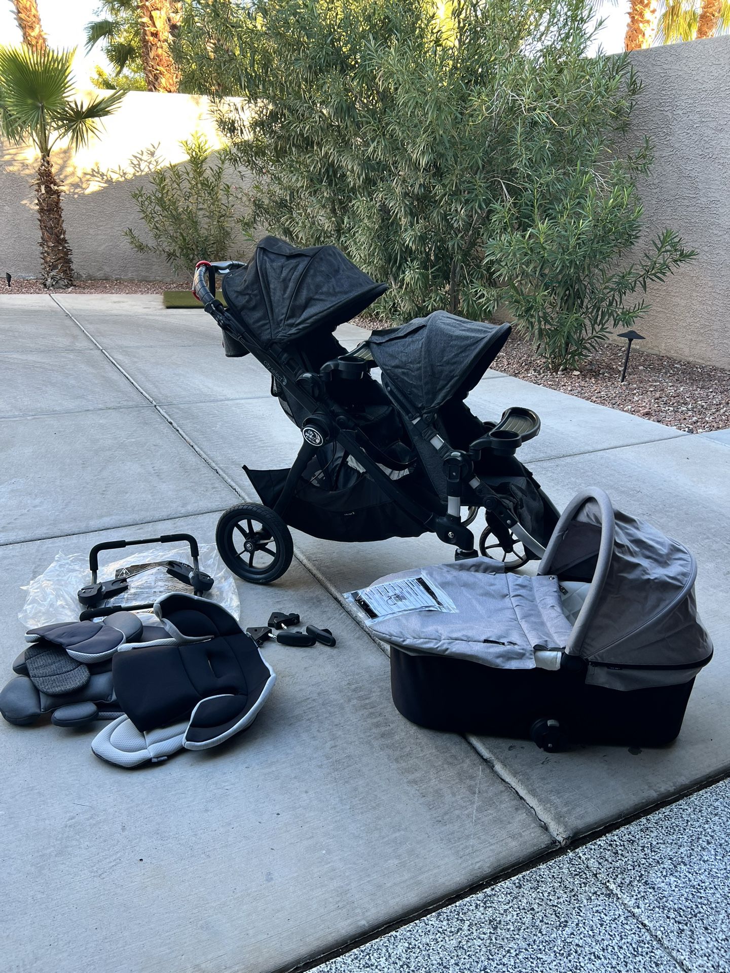 City Select Baby Jogger Stroller With Bassinet