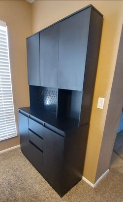 Coffee Bar and Hutch