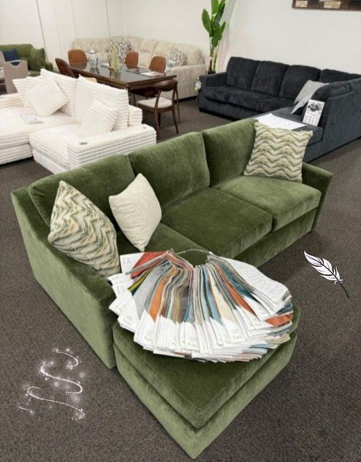 $10 Payment 👌Customize 2 Piece Sectional with Chaise