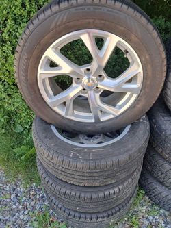 4 225/60/18 Chevy Wheels And Tires