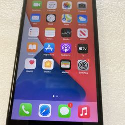 iPhone 7 Plus FactoryUnlocked any carrier 128 GB great condition