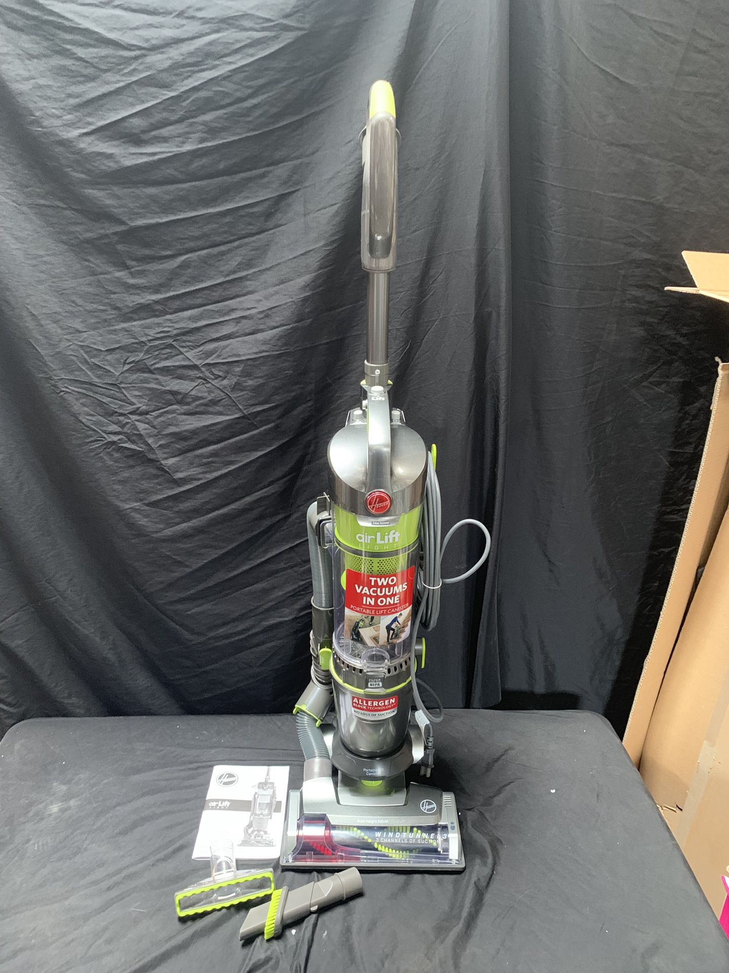 Hoover Air Lift Light Floor to Ceiling Upright Bagless Vacuum