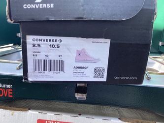Pink converse size 8.5 men
