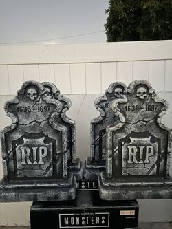 4 RIP tombstones