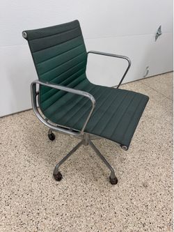 Eames MCM office chair aluminum series Danish Modern