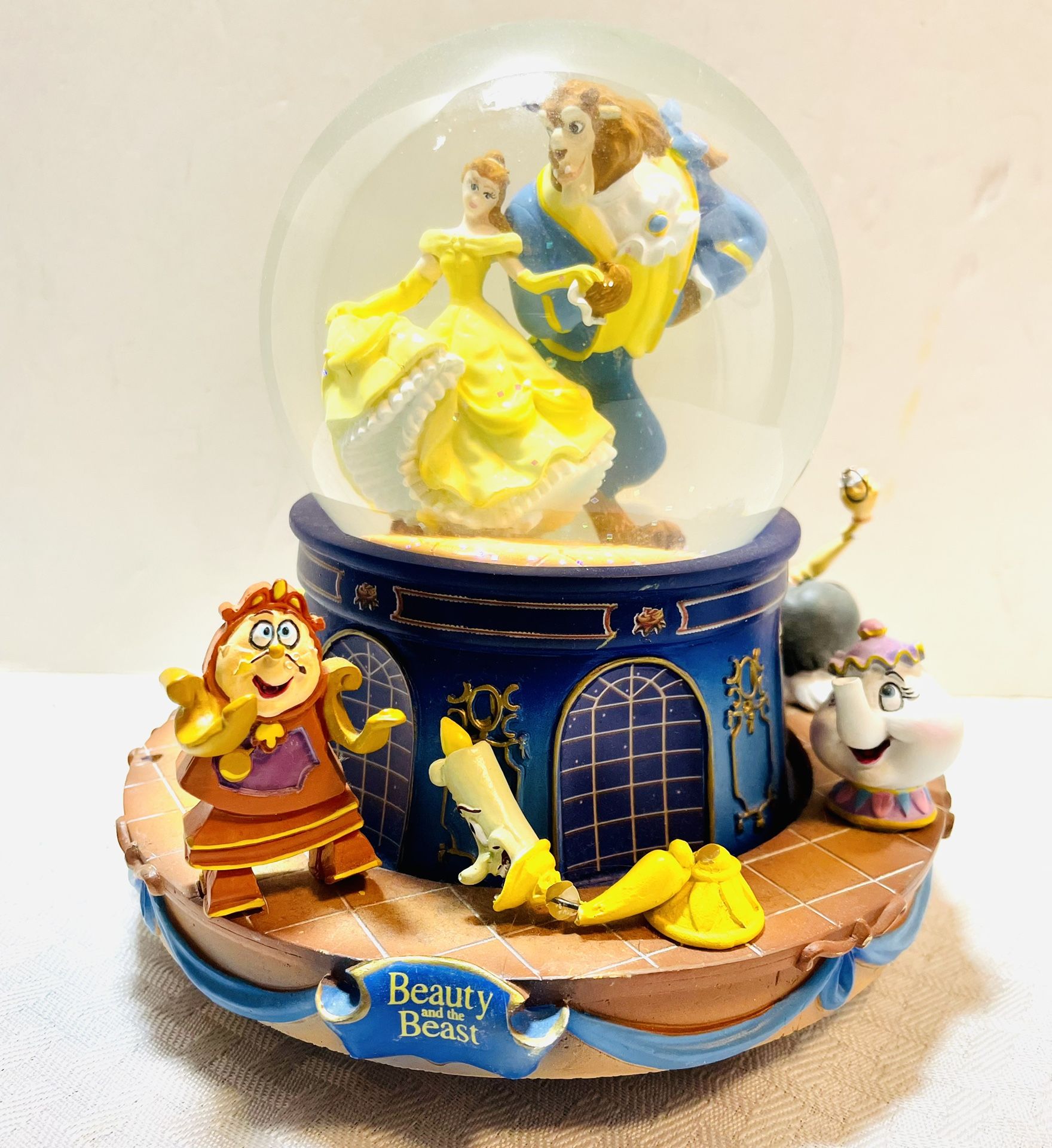 2017 Bradford Exchange Disney Beauty and the Beast Rotating Musical Glitter Globe