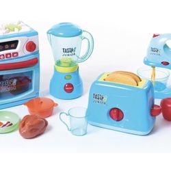 Tasty Junior Kitchen Toy Set