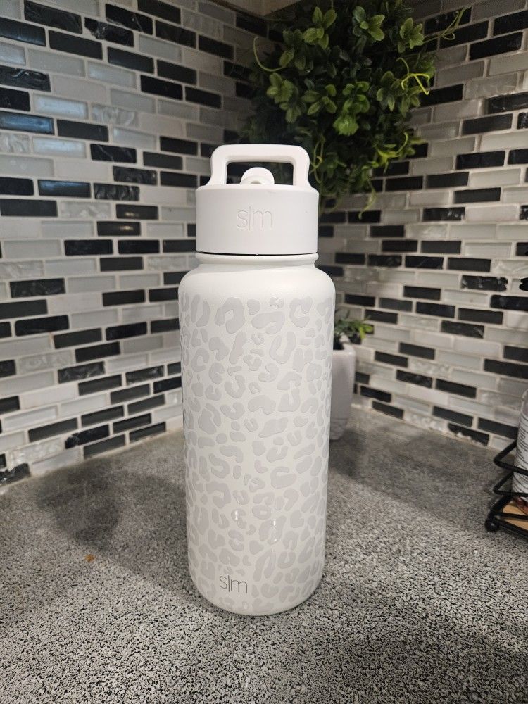 Simply Modern Water Bottle 