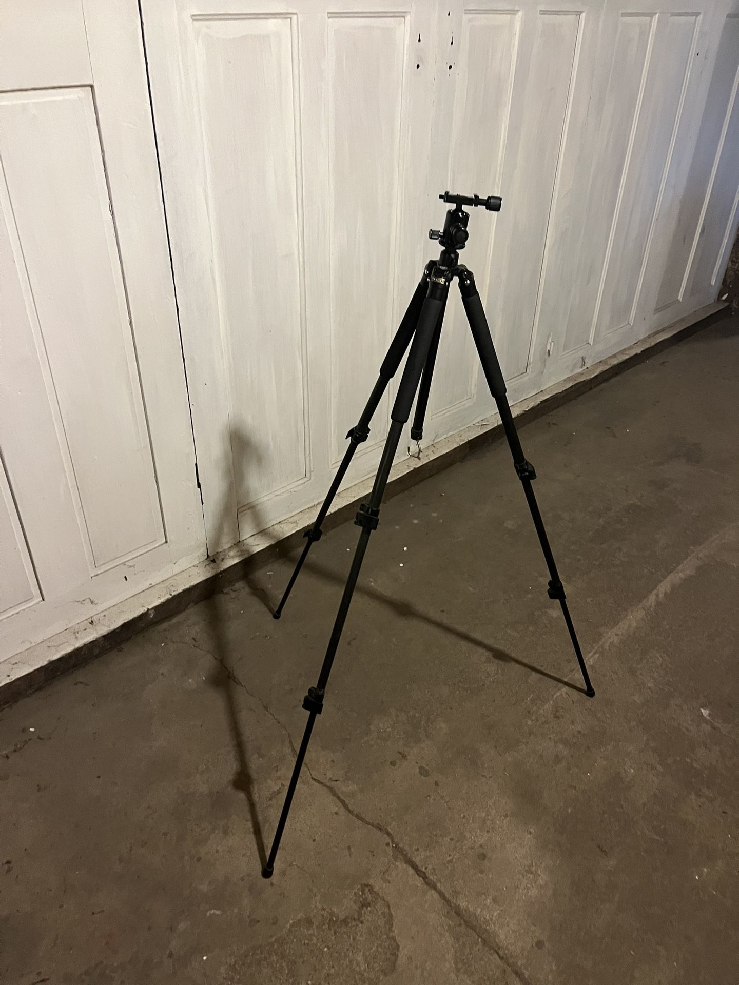 Fancier Carbon Fiber Tripod Camera