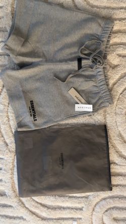 Dark oatmeal essential shorts Size M