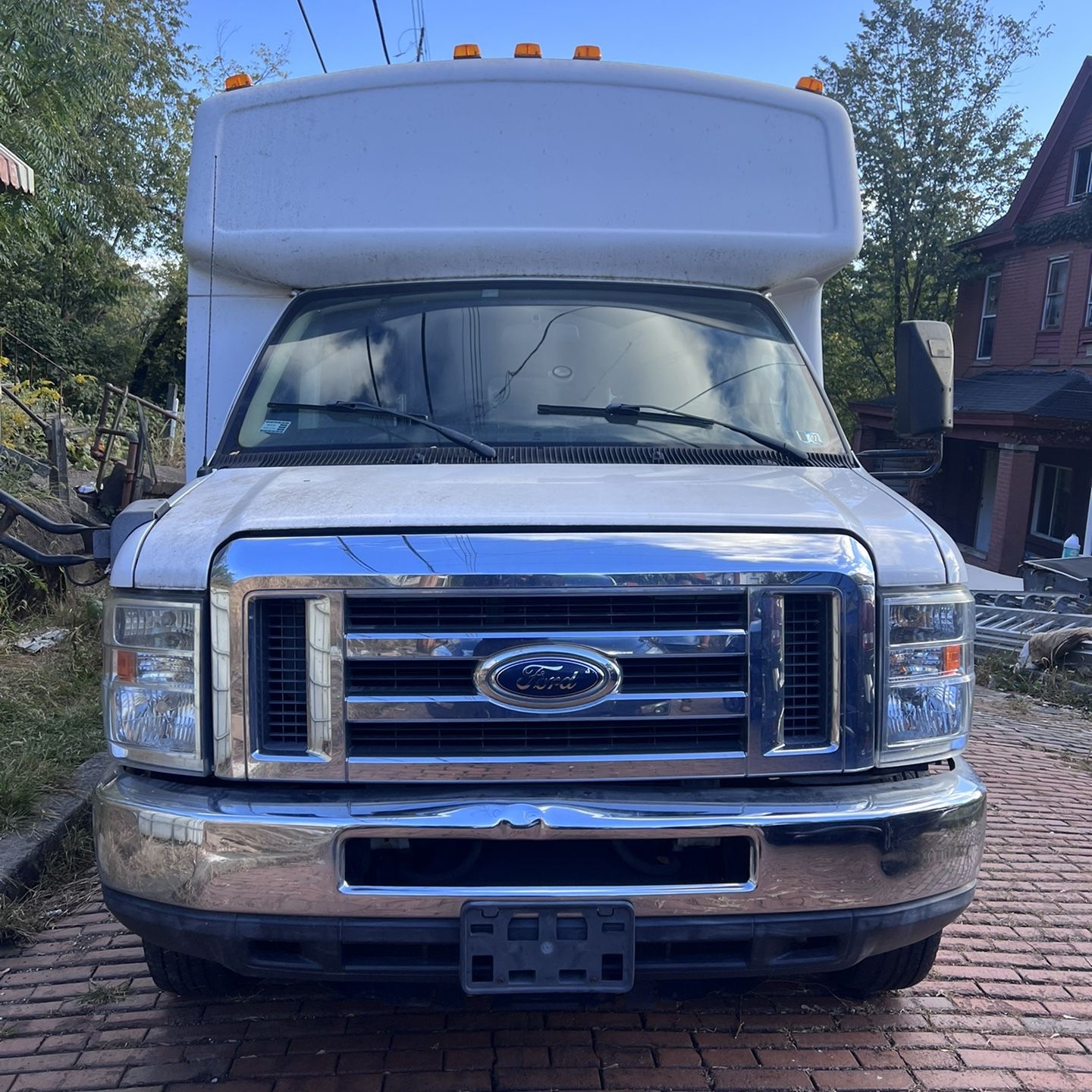 2011 Ford E-350