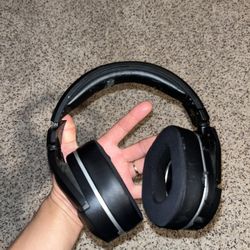 Turtle Beach 700 Gen 2 MAX wireless 