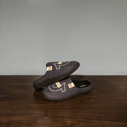 True Religion Slides Size Small 