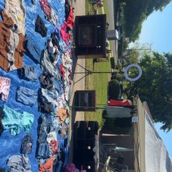 Yard Sale 