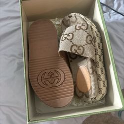 Gucci Platforms /Slides