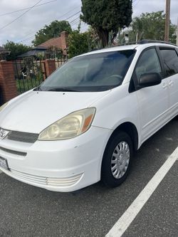 2005 Toyota Sienna