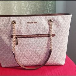 Michael kors jet set shoulder Bag color vanilla