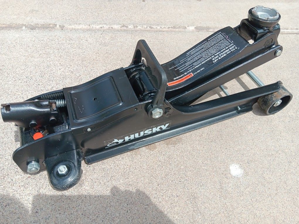 Husky Heavy Duty Jack Like New $59 Very Firm