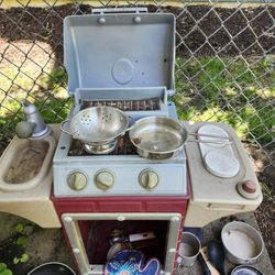 Play BBQ Grill Pretend With Many Items