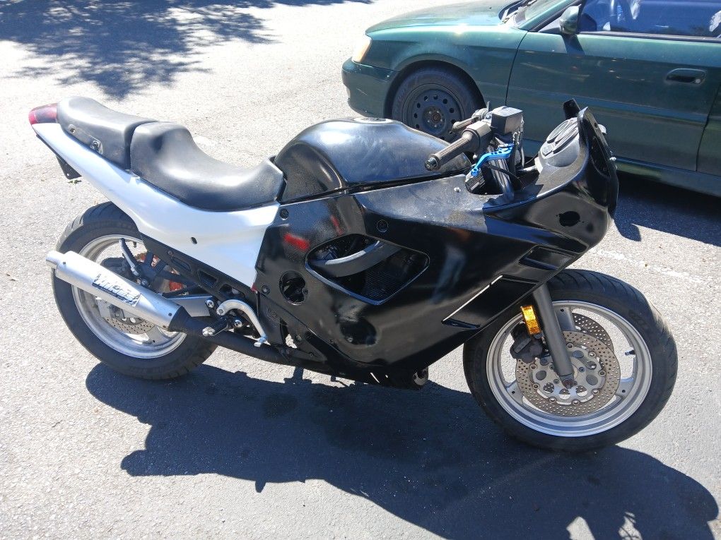 1992 Suzuki Gsx600f