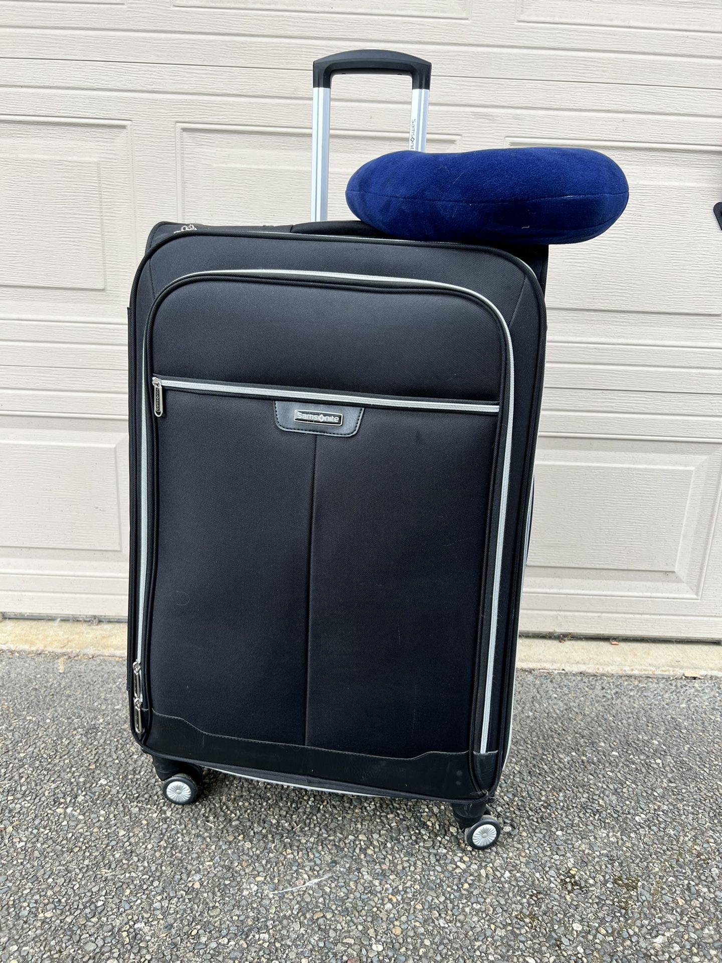 Samsonite 29” Large Luggage Suitcase