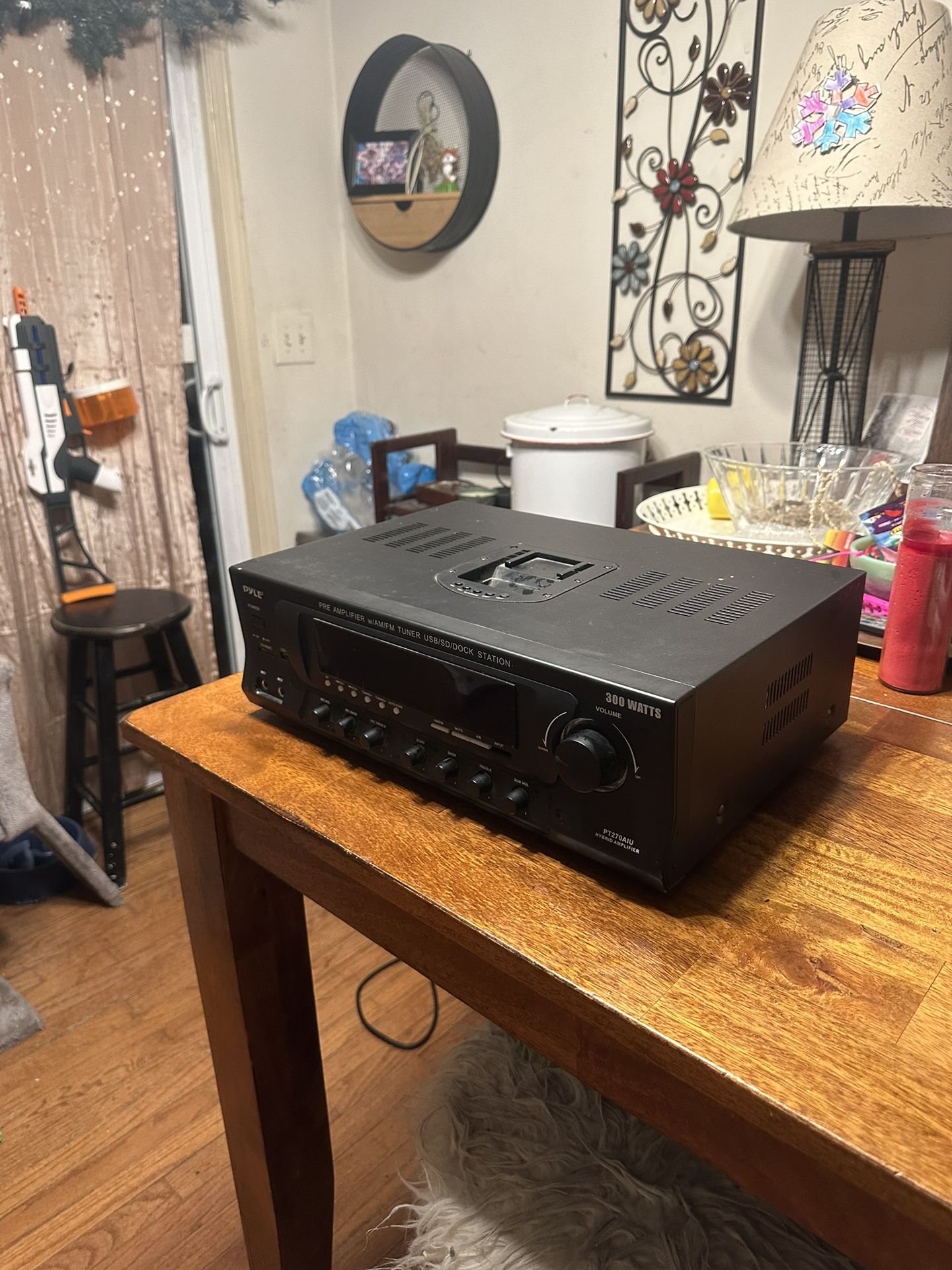 PYLE AMPLIFIER ( new condition )