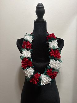 Hawaiian ribbon lei