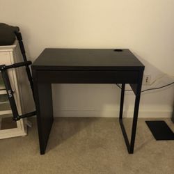 Black IKEA desk