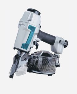 New Makita 2-1/2” Siding Coil Nailer in box