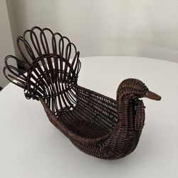 Vintage Boho Jungalow Primitive Cottage Rustic Harvest Wicker Turkey Basket