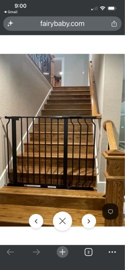 Dog / Baby Gate - Brand new in box - Never opened or used