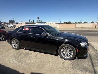2016 Chrysler 300C