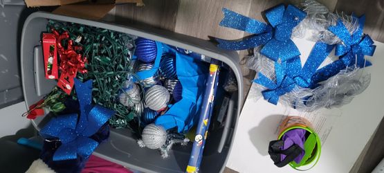 Christmas Holiday Decoration Bundle Lot