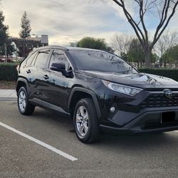 2021 Toyota RAV4 XLE AWD