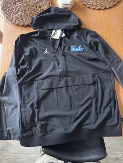 UCLA Jordan Quarter Zip Jacket XL