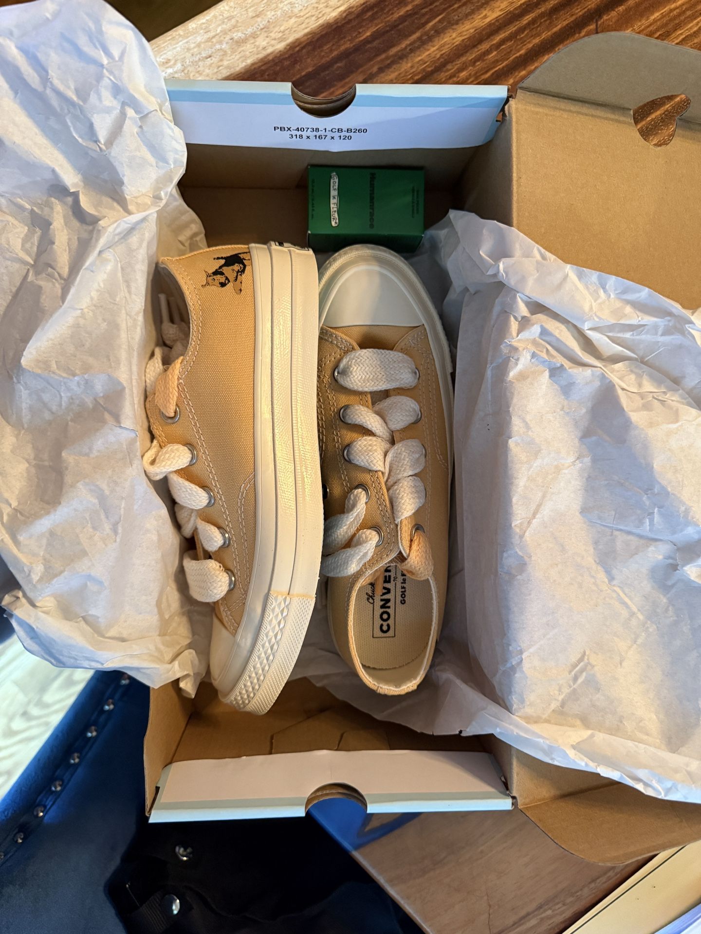 Darryl Chuck 70 Georgia Peach From Le Fluer - Size M 4, W 6 Unisex - Brand New