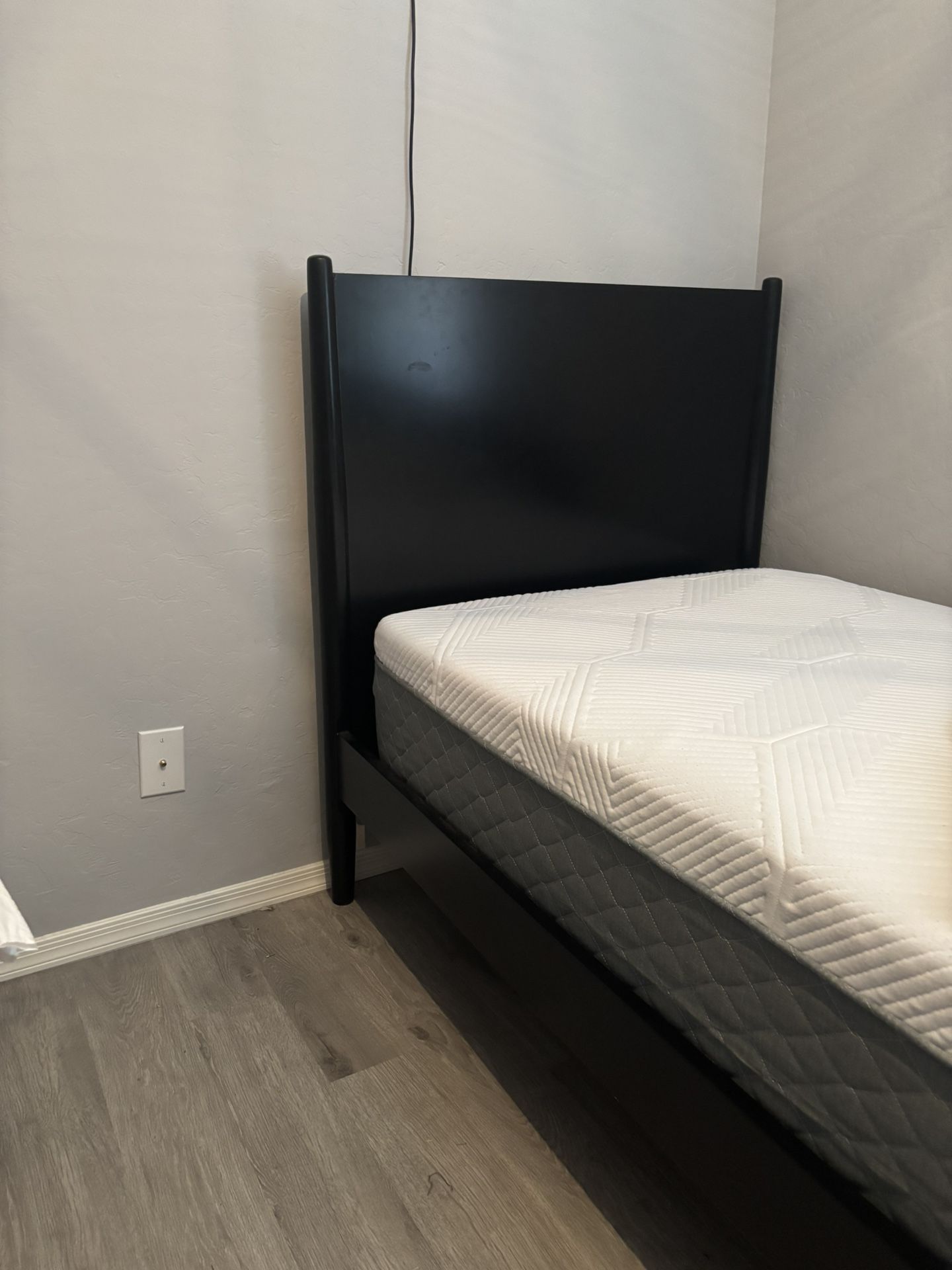 Twin Size Bed