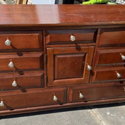beautiful solid wood dresser