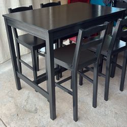 Wood Dining Table And 4 Chairs 