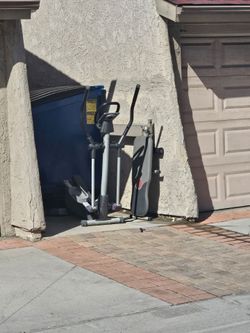 FREEEEEEEE!! Elliptical and Ab workout bench
