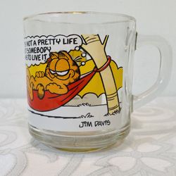 VNTG GARFIELD MCDONALD'S GLASS MUG "IT'S NOT A PRETTY LIFE..." 1978 EUC