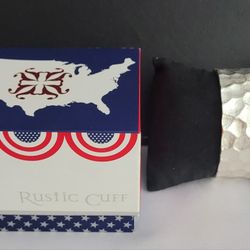 Rustic Cuff Silver Tone Hammered-look Textured Cuff Bracelet With Original Box 