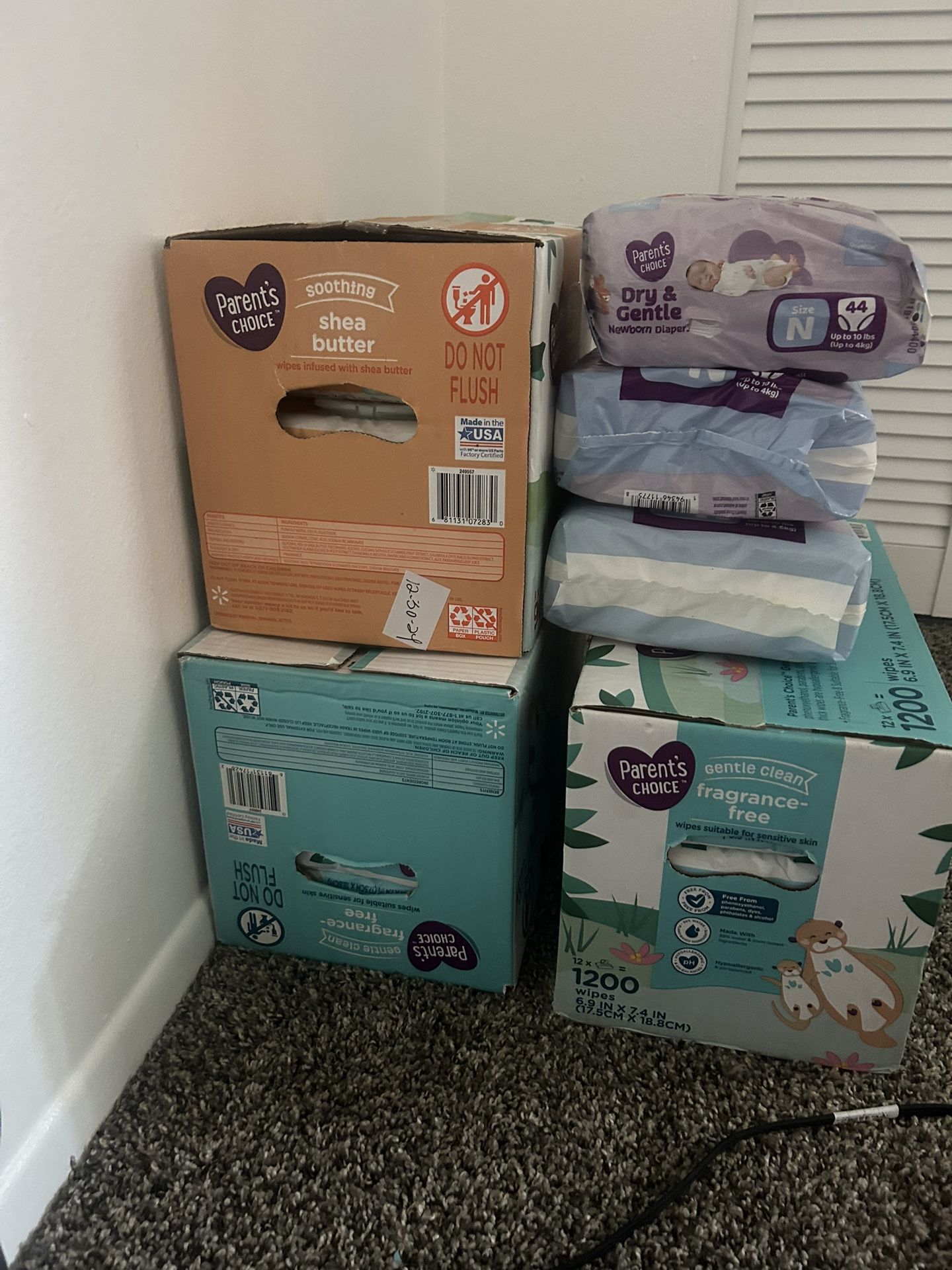 New Born Diapers And Wipes