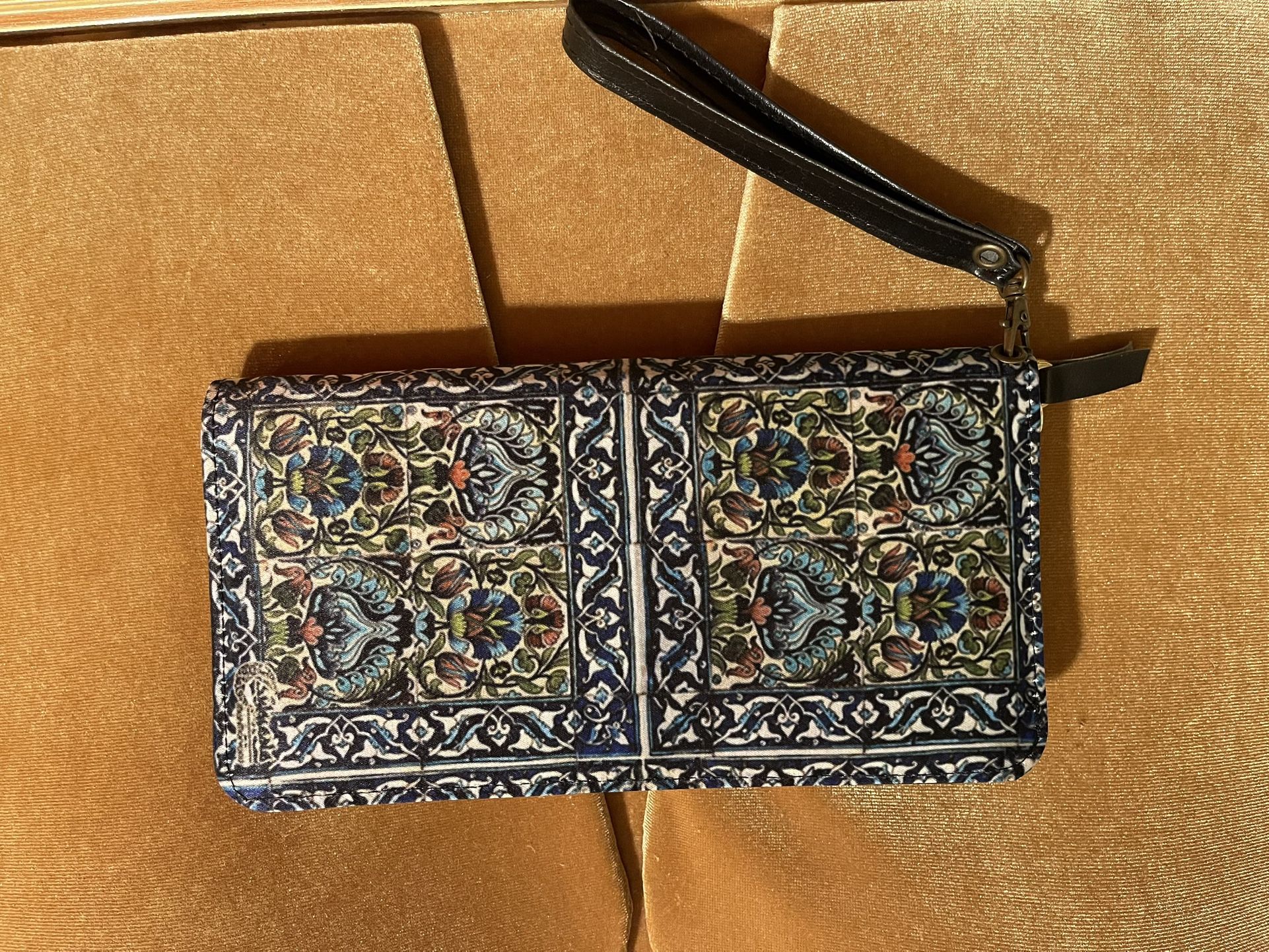 Stunning Wallet