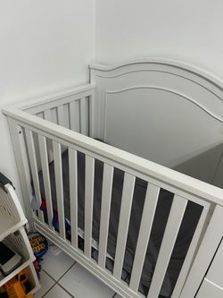 White Wooden Baby Crib
