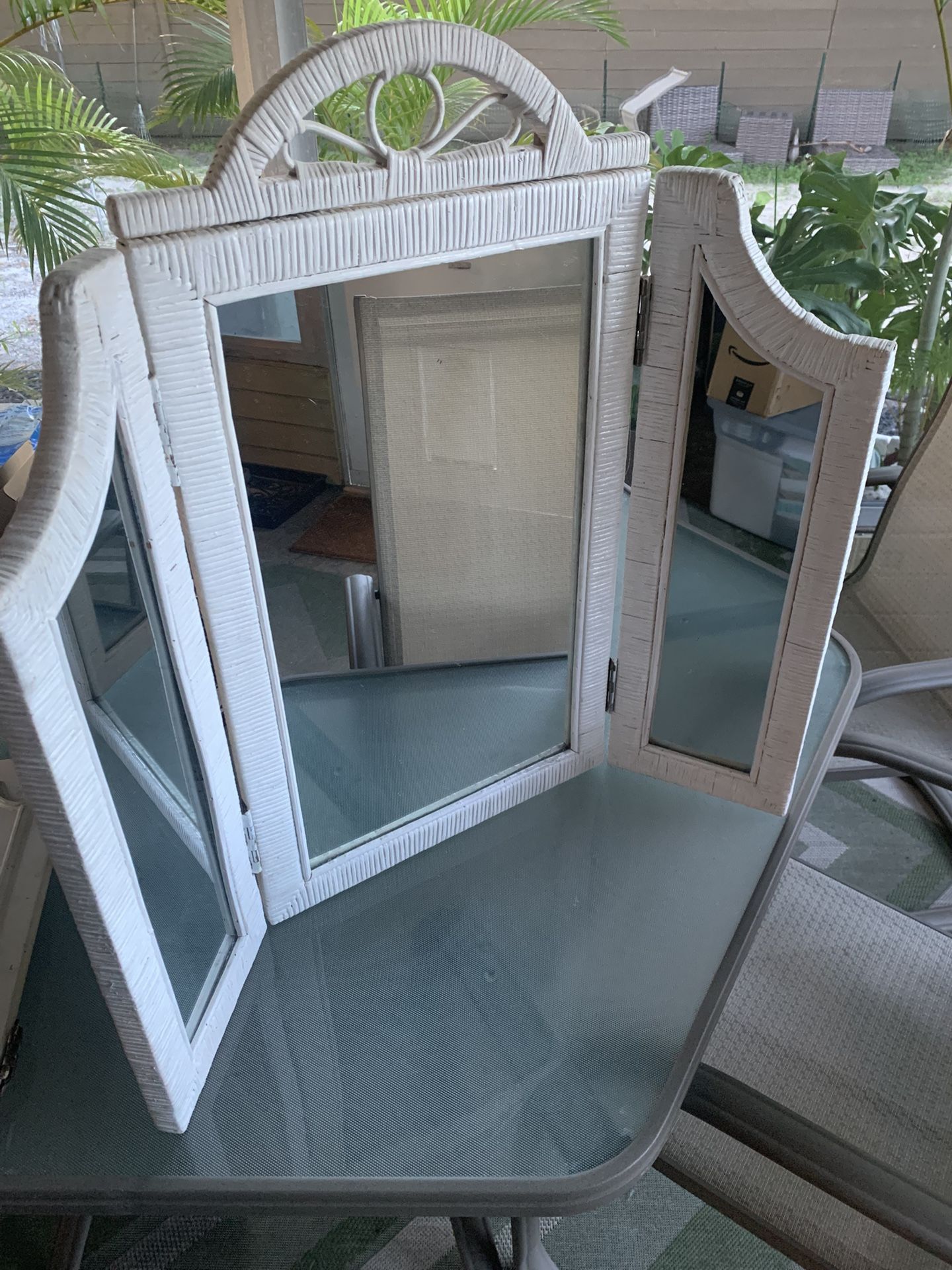 Vintage 3 Way Vanity 