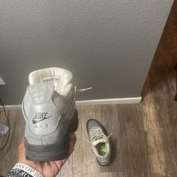 Jordan 4 “Neon Green”